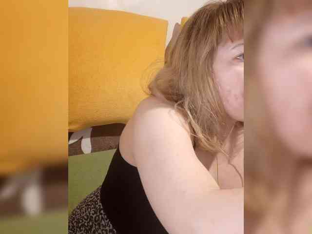 StefanyMellow3 webcam