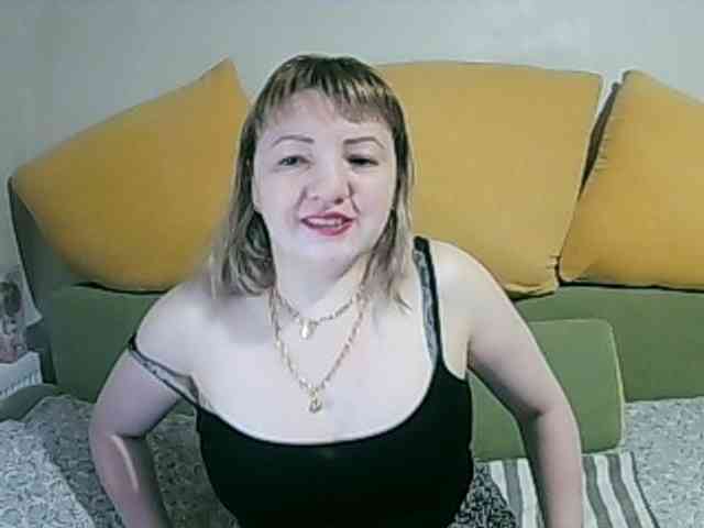 StefanyMellow3 webcam