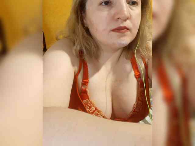 StefanyMellow3 webcam
