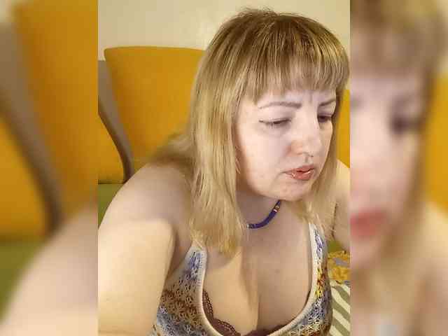 StefanyMellow3 webcam