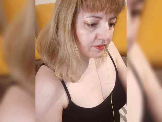 StefanyMellow3 webcam