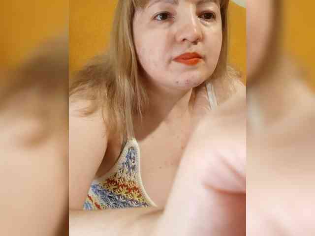 StefanyMellow3
