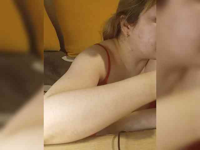 StefanyMellow3 webcam