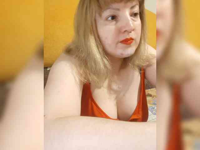 StefanyMellow3