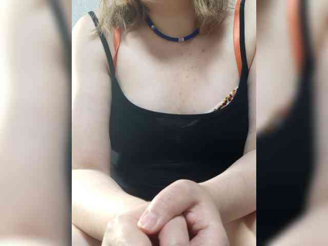 StefanyMellow3 webcam