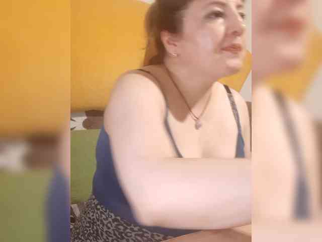 StefanyMellow3 webcam