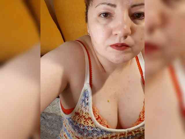 StefanyMellow3 webcam