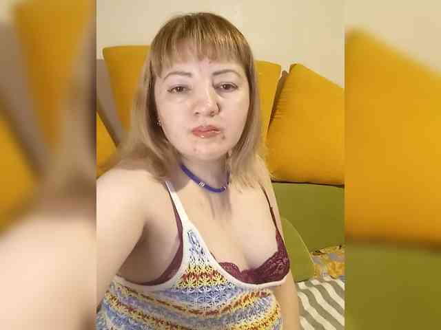 StefanyMellow3 webcam