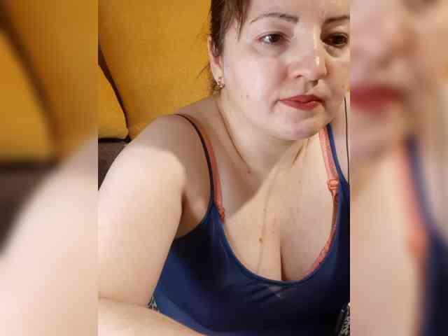StefanyMellow3 webcam