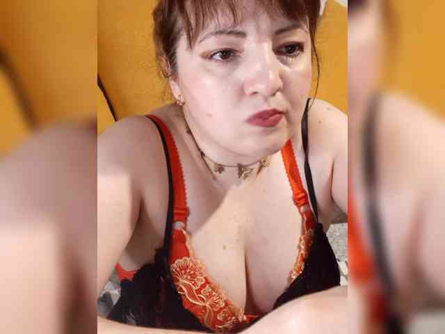 StefanyMellow3