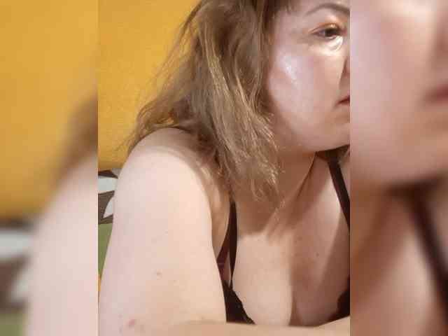 StefanyMellow3 webcam