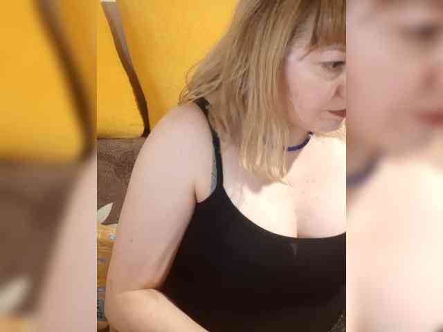 StefanyMellow3 webcam