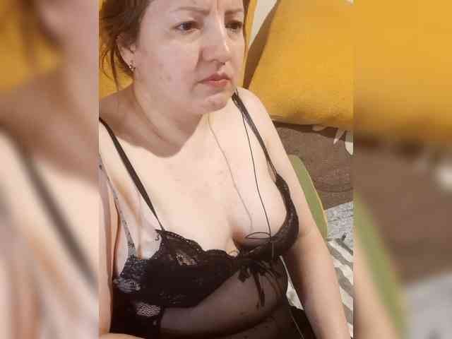 StefanyMellow3 webcam