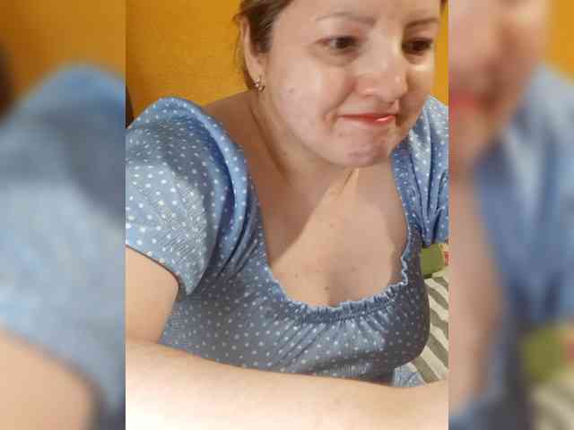 StefanyMellow3 webcam