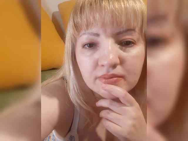 StefanyMellow3 bongacams