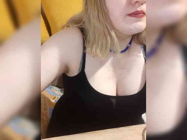 StefanyMellow3 webcam