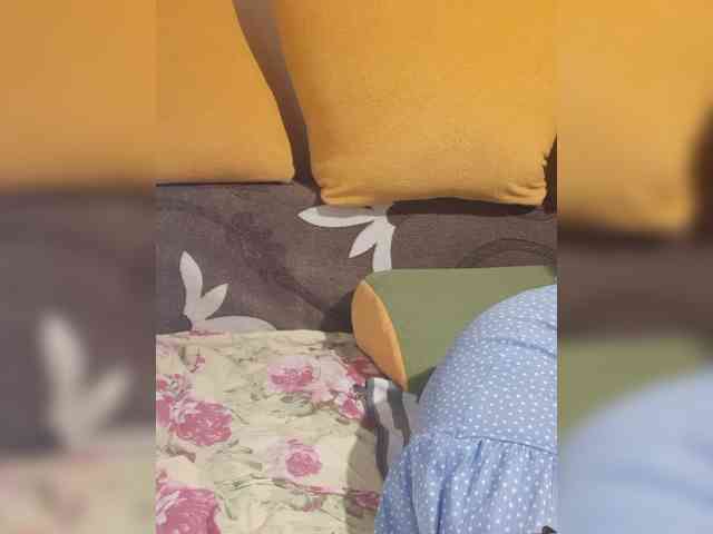 StefanyMellow3 webcam