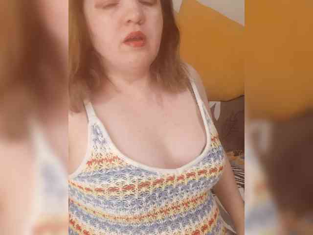 StefanyMellow3 webcam