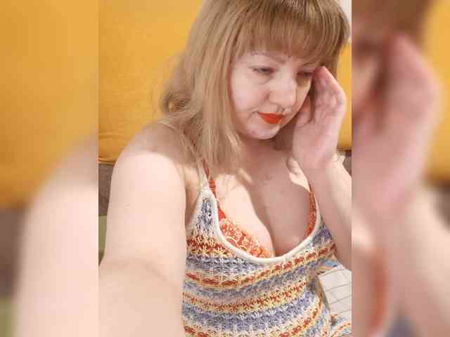 StefanyMellow3