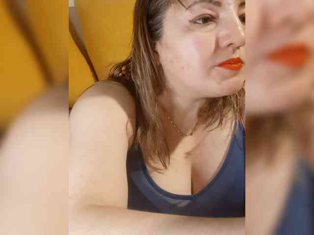 StefanyMellow3 webcam