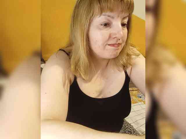 StefanyMellow3 webcam