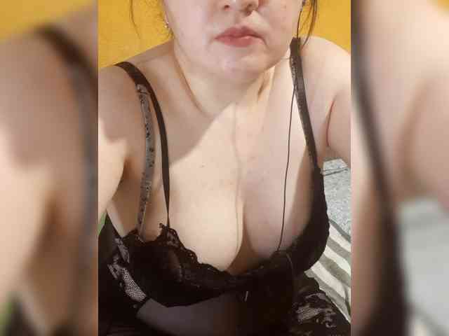 StefanyMellow3 webcam