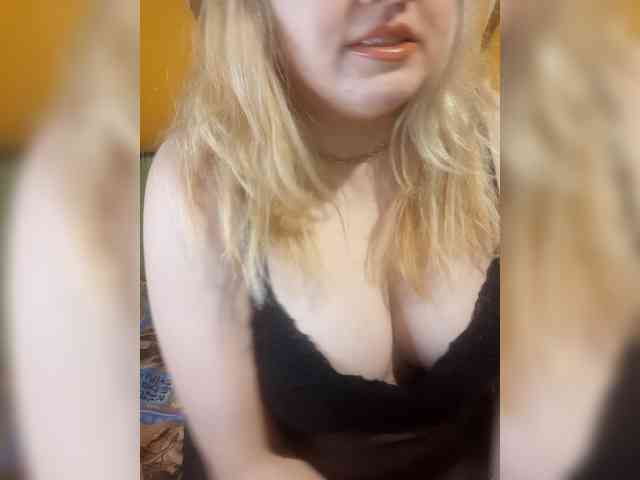 StefanyMellow3 bongacams