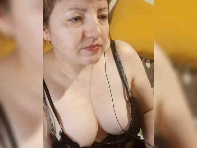 StefanyMellow3 webcam