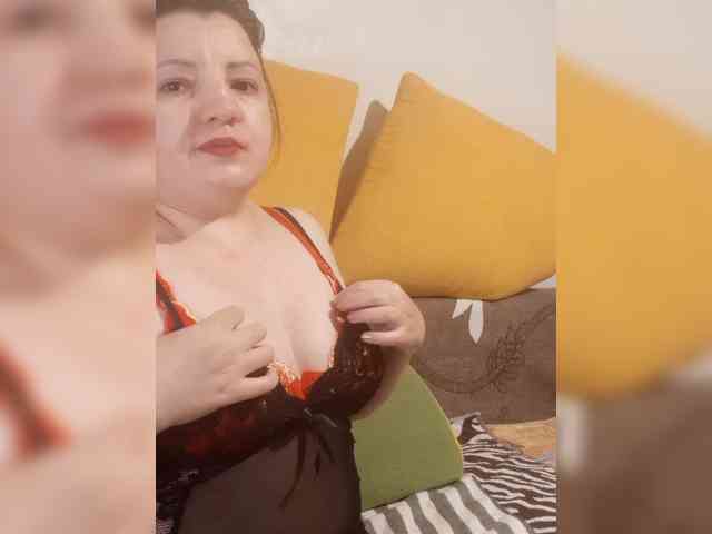 StefanyMellow3 webcam
