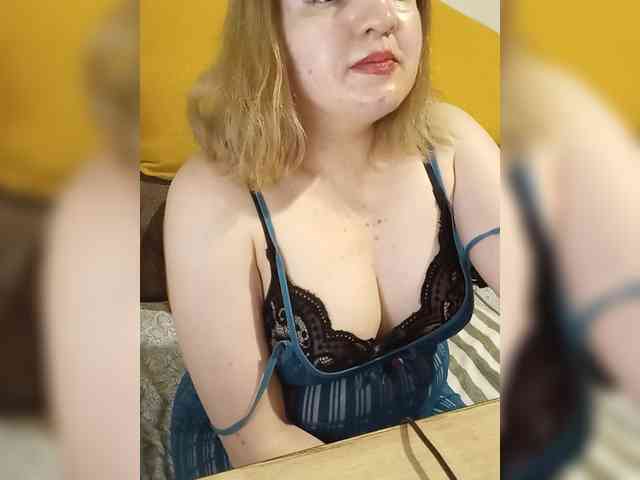 StefanyMellow3 webcam