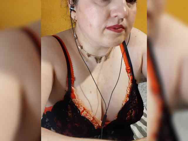 StefanyMellow3 webcam