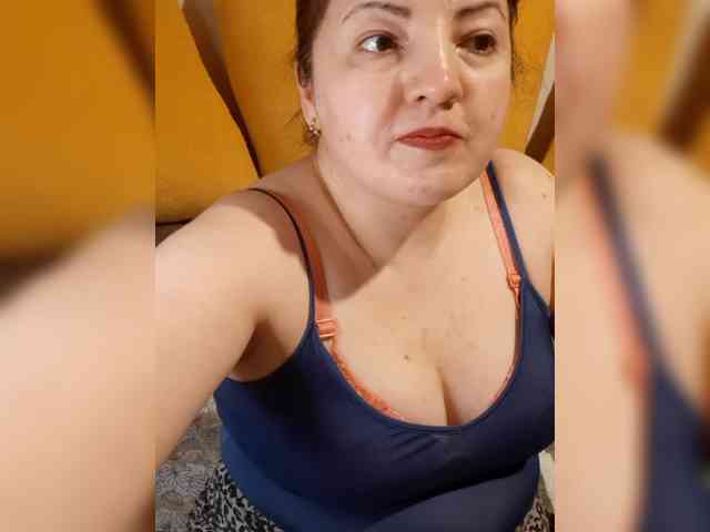 StefanyMellow3 webcam