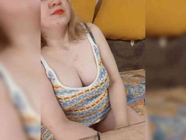 StefanyMellow3 webcam