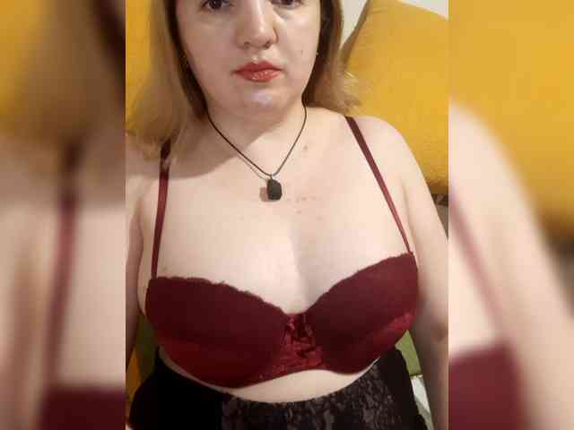 StefanyMellow3