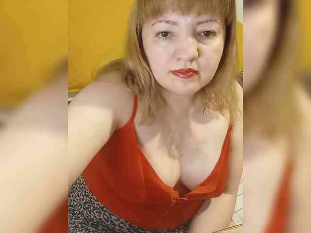 StefanyMellow3