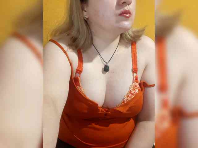 StefanyMellow3 webcam