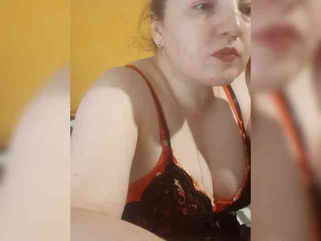 StefanyMellow3 webcam
