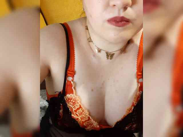 StefanyMellow3 webcam