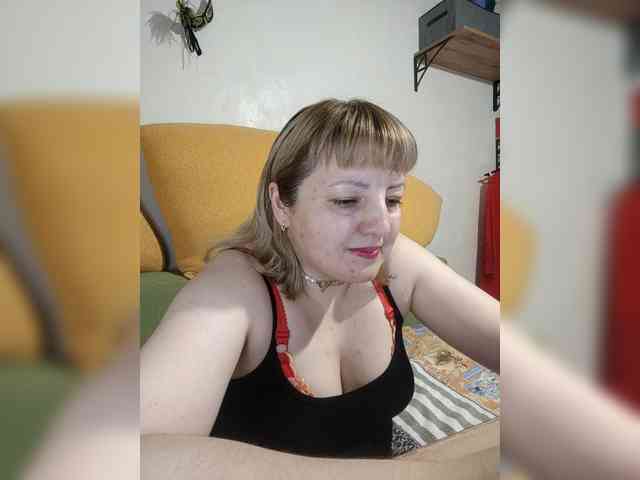 StefanyMellow3 webcam