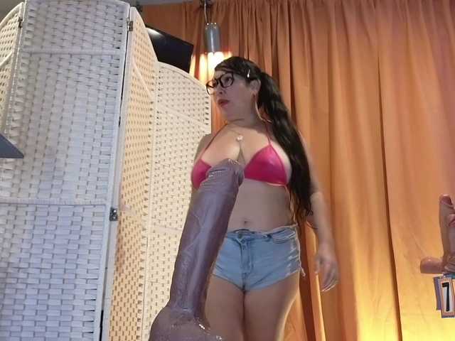 Foglove69 live cam on BongaCams