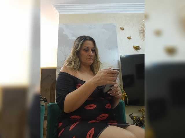 MARGHERITA-1978 live cam on BongaCams