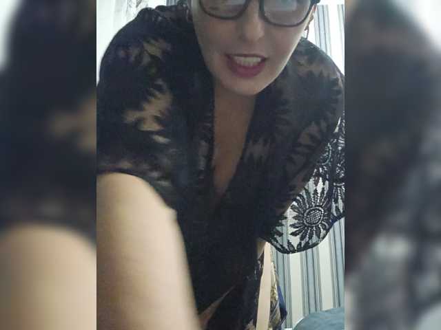 -cherry-dance- live cam on BongaCams