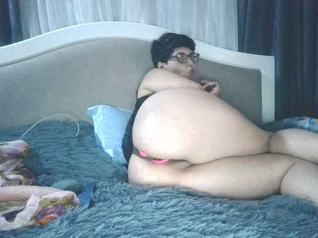 -cherry-dance- live cam on BongaCams