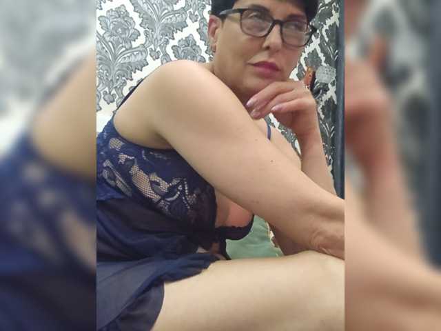 -cherry-dance- live cam on BongaCams