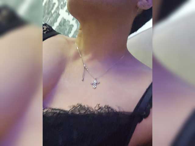 -cherry-dance- live cam on BongaCams