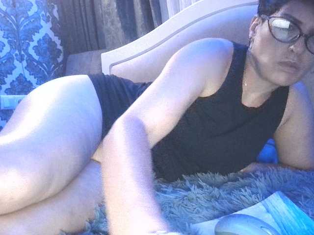 -cherry-dance- live cam on BongaCams