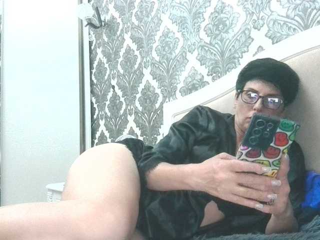 -cherry-dance- live cam on BongaCams