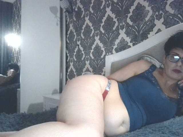 -cherry-dance- live cam on BongaCams