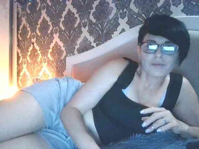 -CHERRY-DANCE- webcam