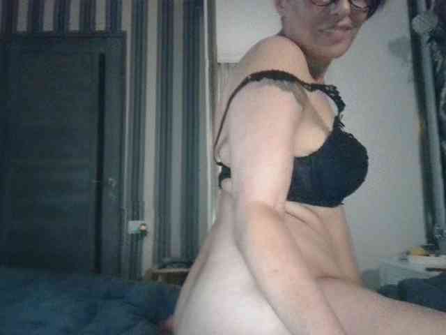 Paranoik999 webcam